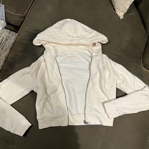 AMERICAN EAGLE CROPPED ZIP UP HOODIE
